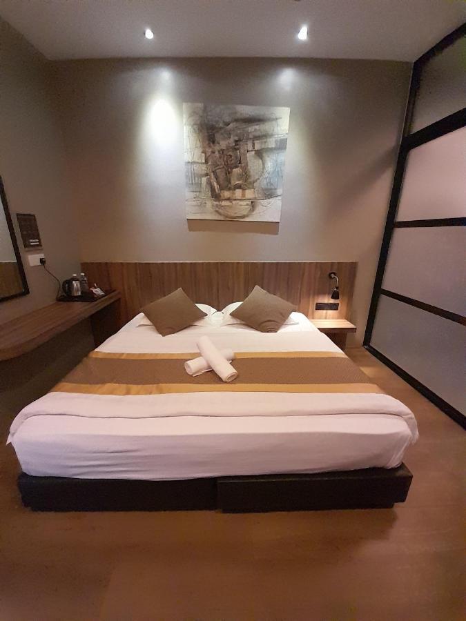 ทาเล้นท์ มอร์เตอร์ พาร์ค โฮเต็ล Motel กลัง ภายนอก รูปภาพ