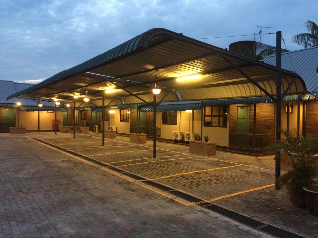ทาเล้นท์ มอร์เตอร์ พาร์ค โฮเต็ล Motel กลัง ภายนอก รูปภาพ